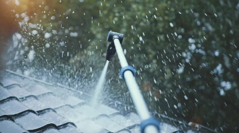 Roof Cleaning Crows Nest